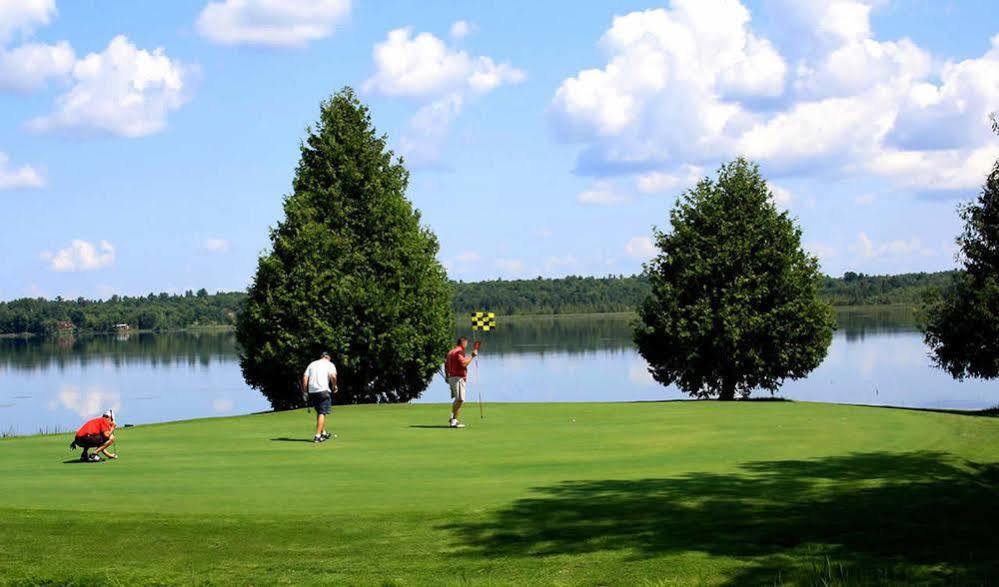 Highlands Four Season Resort Calabogie المظهر الخارجي الصورة